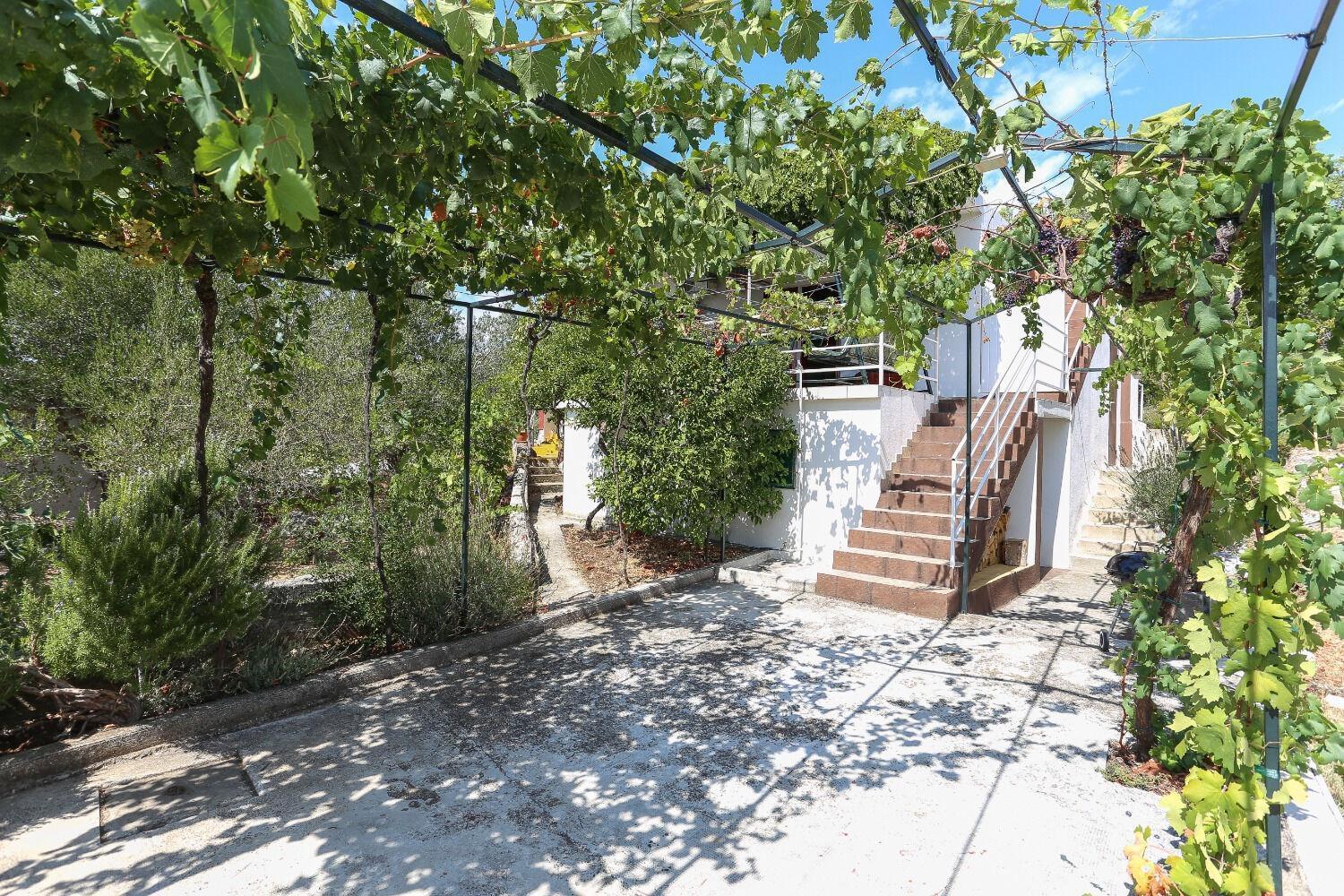 Holiday Home Marcelo-With Terrace Vinišće Esterno foto